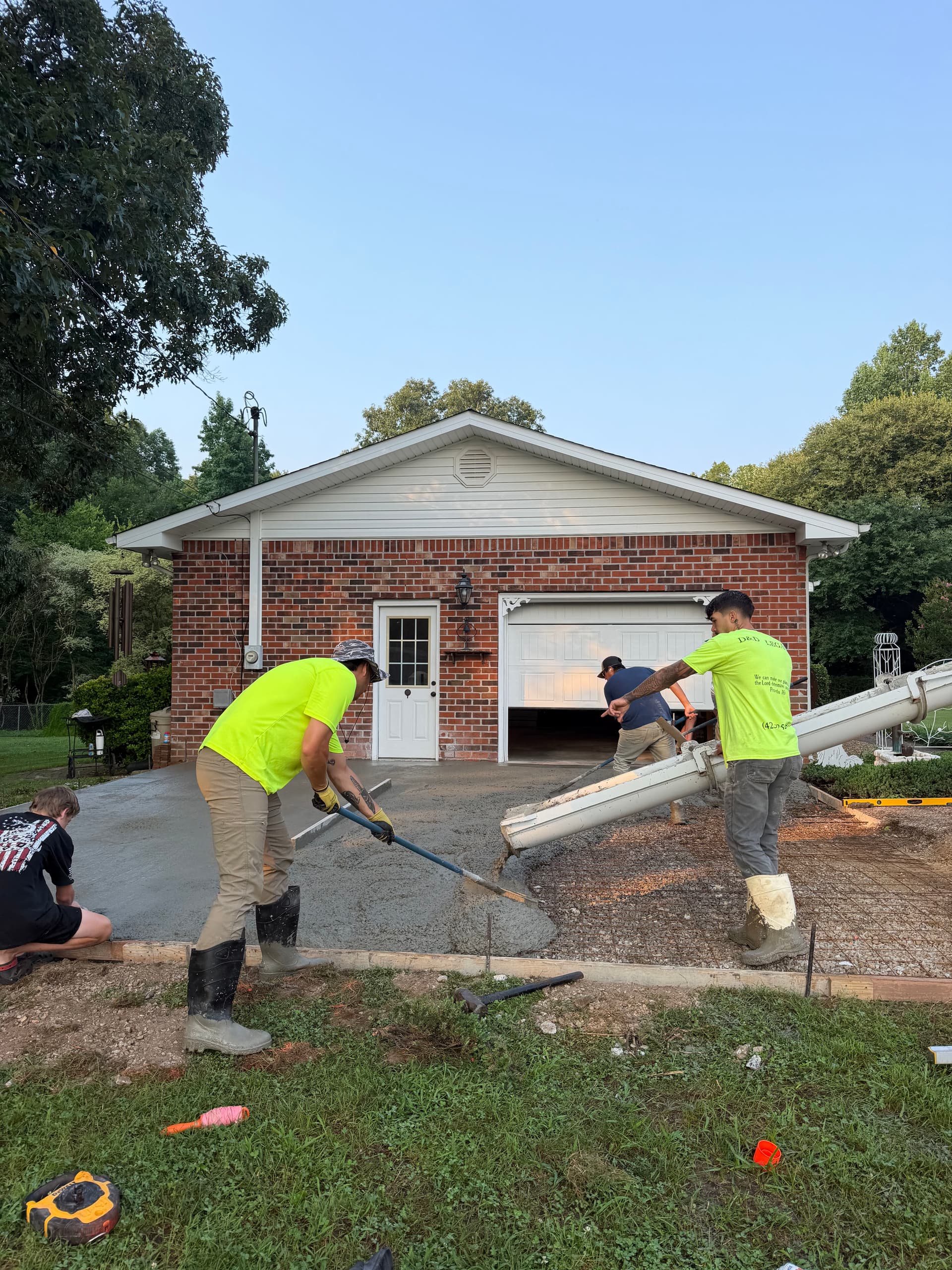 24x24 Concrete Parking Pad Replacement in Birchwood TN