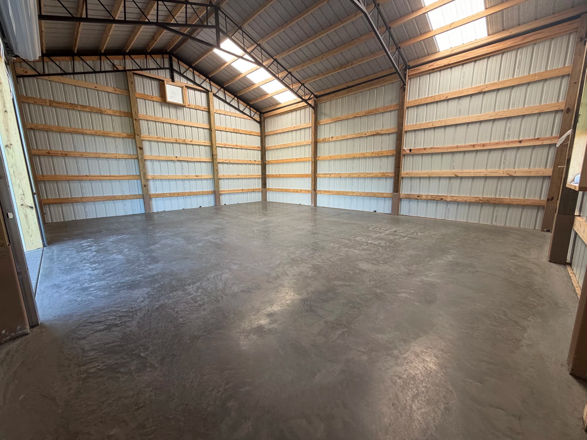 Gallery photos for Sealed Concrete Slab for a 24x30 Pole Barn: Image #1